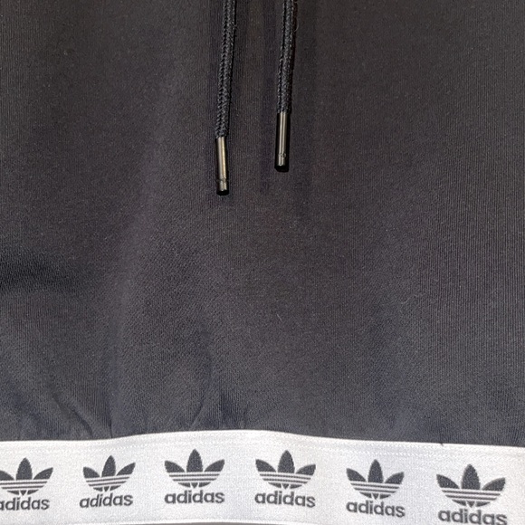 ADIDAS- Size S, Black Cropped Hoodie - Picture 4 of 4